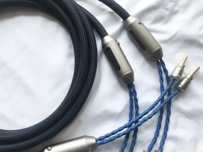 35 ans ♔   Câble pour enceintes / Câble RCA-RCA / Câble XLR-XLR sans boîte
