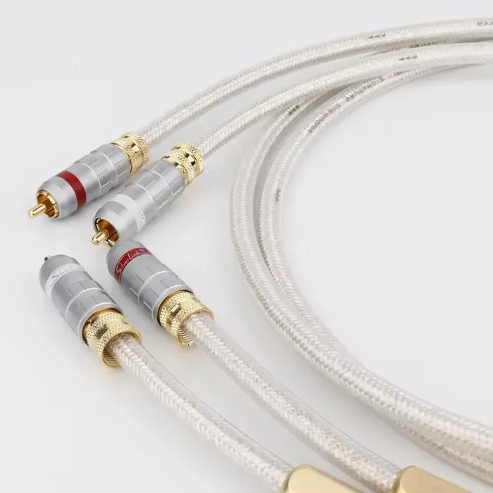 Câble d'amplificateur audio haute fidélité avec connecteurs RCA plaqués or