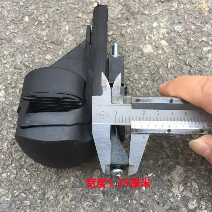 Patte de barre transversale pour barres transversales de toit de voiture