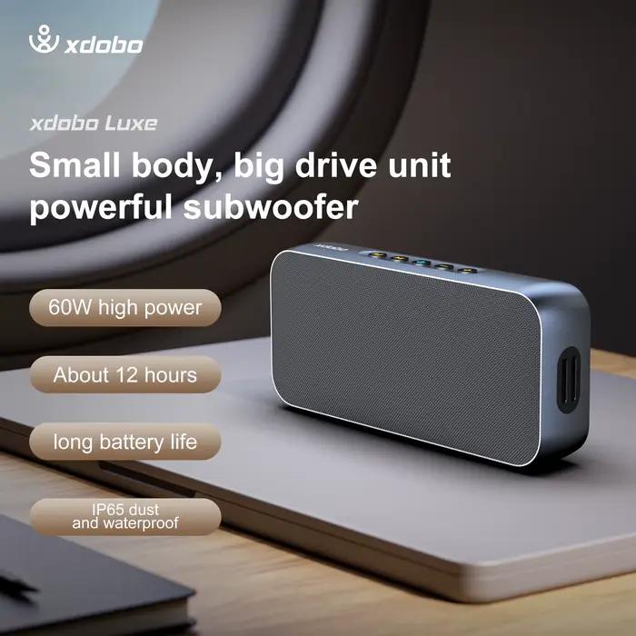 XDOBO Luxe haut-parleur sans fil portable 60 W haut et bas TWS associé à un microphone intégré prenant en charge la carte TF pour les voyages en famille